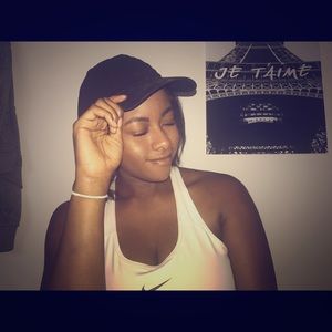 Meet your Posher, Talisha